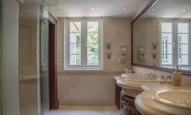 Casa en Venta en condominio Horizontal en la mejor zona de las Lomas.