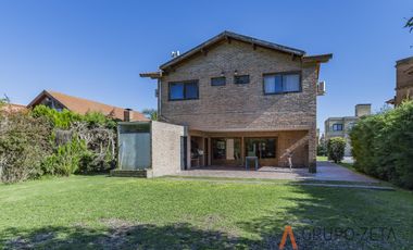 Casa en  Alquiler Country Golf El Sosiego