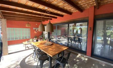CASA 4 DORM - AMOBLADA - PILETA -  TISSERA AL 700 - MENDIOLAZA