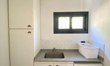 CASA 4 DORM - AMOBLADA - PILETA -  TISSERA AL 700 - MENDIOLAZA