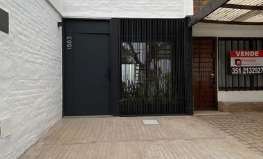 Alquiler Duplex en Cerro de las Rosas con patio