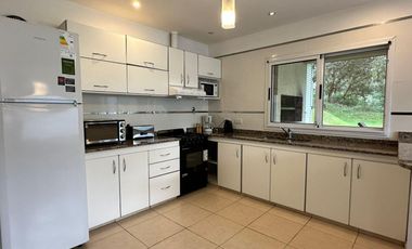 Casa en venta - 4 Dormitorios 2 Baños - Pinamar