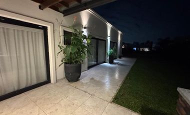 ALQUILER DE CASA SANTA ELENA CON PISCINA