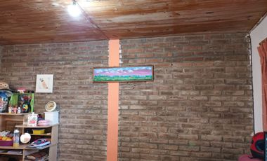 VENTA - CASA 2 HABITACIONES - ZONA SAN BENITO