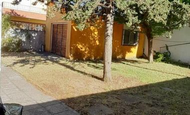 Casa en venta - 2 Dormitorios 1 Baño - Mar del Tuyú