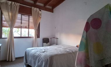 VENTA - CASA 4 HABITACIONES - ZONA SANTA LUCIA
