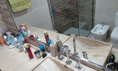 VENTA - CASA 4 HABITACIONES - ZONA SANTA LUCIA