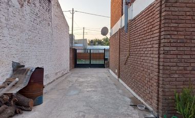 VENTA - CASA 4 HABITACIONES - ZONA SANTA LUCIA