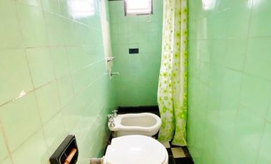 Vendo casa en Libertad y Bavio!