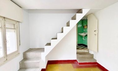 Vendo casa en Libertad y Bavio!