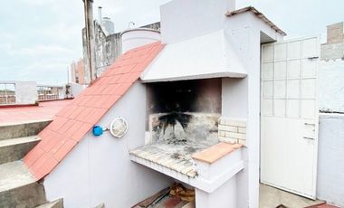 Vendo casa en Libertad y Bavio!