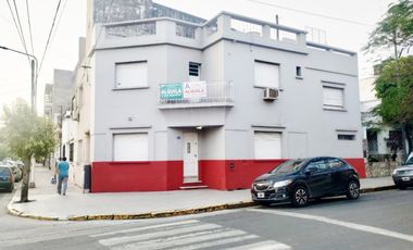 Vendo casa en Libertad y Bavio!