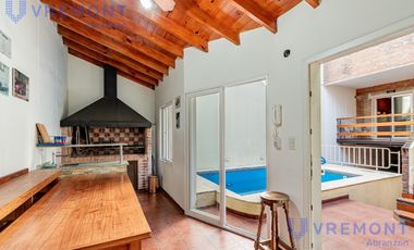 Martin de Gainza al 500 casa de 5 ambientes en venta quincho pileta y cochera lote propio