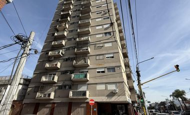 Departamento en  Venta 2 amb. al Frente c/ balcon - Apto Credito