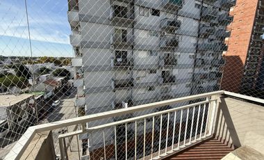 Departamento en  Venta 2 amb. al Frente c/ balcon - Apto Credito