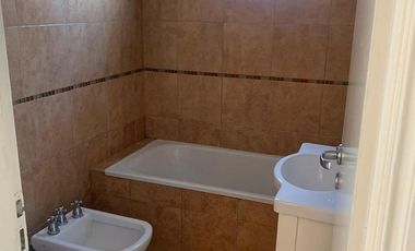 VENTA Departamento de 3 ambientes en Colombres al 500