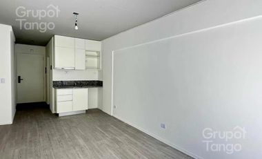 Departamento en venta Palermo, monoambiente con patio y parrilla