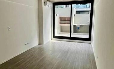 Departamento en venta Palermo, monoambiente con patio y parrilla