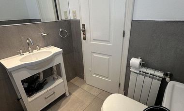 Casa de categoria con 4 dormitorios en Costa del Este - Av. 2 e/ Dalias y Rosas al 657