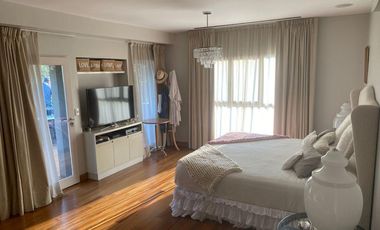 Casa  en Venta 4 dorm. en Las Lomas de San Isidro