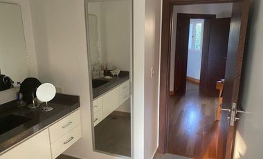 Casa  en Venta 4 dorm. en Las Lomas de San Isidro