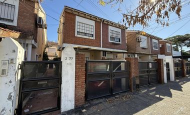 Duplex en Alquiler 3 Amb. c/ Patio - Villa Luzuriaga
