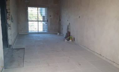 VENTA - CASA 2 HABITACIONES - ORO VERDE