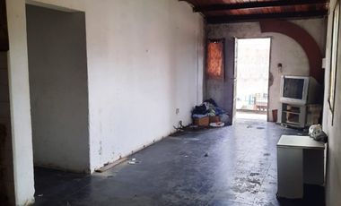 VENTA - DEPARTAMENTO 3 AMBIENTES A RECICLAR - BARRIO ROCAMORA