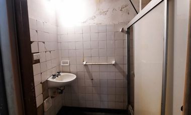 VENTA - DEPARTAMENTO 3 AMBIENTES A RECICLAR - BARRIO ROCAMORA