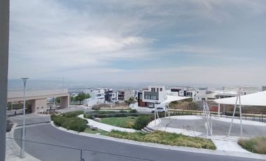 Casa en Zibatá  en Renta con recámara en planta baja