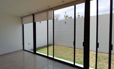 Casa en Zibatá  en Renta con recámara en planta baja