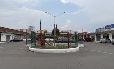 FP LOCAL EN RENTA EN PLAZA SAN FERMÍN A 3 MINUTOS DE PREPA 5
