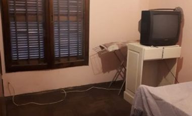 HERMOSA CASA EN LA VENTA EN BÂ° POETA LUGONES. CON CERTIF. BANCOR!!!!