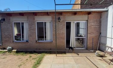 HERMOSA CASA EN LA VENTA EN BÂ° POETA LUGONES. CON CERTIF. BANCOR!!!!
