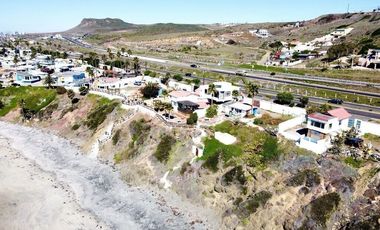 BEACHFONT HOME FOR RENT WITH A PRIVATE BEACH ACESSS SOUTH ROSARITO BEACH