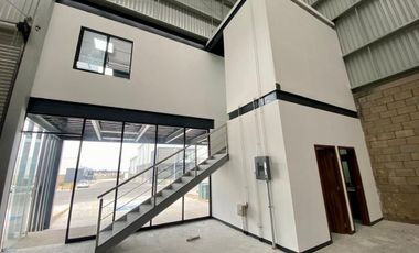 BODEGA INDUSTRIAL EN RENTA LOS MOLINOS LOTE 29