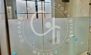 Gran residencia en renta