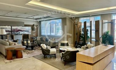 Gran residencia en renta