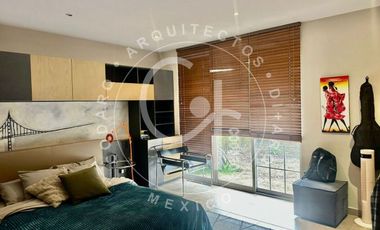 Gran residencia en renta