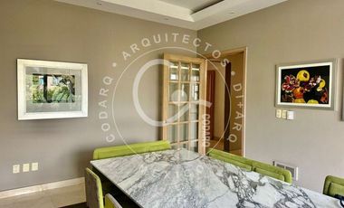 Gran residencia en renta