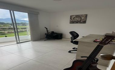 *Apartamento 4to Piso   En Venta En La Ceja (Sector Colegio Salesianos)