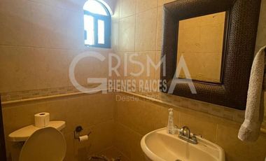 AMPLIA CASA EN VENTA EN COL. JARDINES