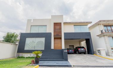 Casa en  renta en Providencia Metepec