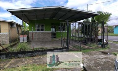 VENTA DE CASA EN BAGALA  COMPLETAMENTE CERCADA  EN ESQUINA