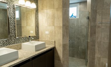 Se vende o alquila hermoso Penthouse
