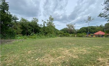 TERRENO / CHAME / LAS LAJAS / 2700M / LOTE PLANO