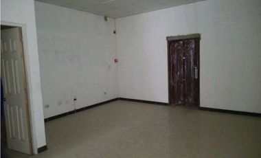 LOCAL / PUEBLO NUEVO / PH POLI / 150 M2 / PLANTA ALTA / VACIO JC