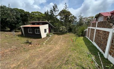 CERRO AZUL / EL VIGIA / CABAÑA / 1750M / ESQUINA / 2 HABITACIONES
