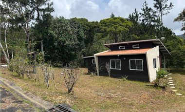 CERRO AZUL / EL VIGIA / CABAÑA / 1750M / ESQUINA / 2 HABITACIONES