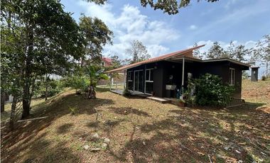 CERRO AZUL / EL VIGIA / CABAÑA / 1750M / ESQUINA / 2 HABITACIONES